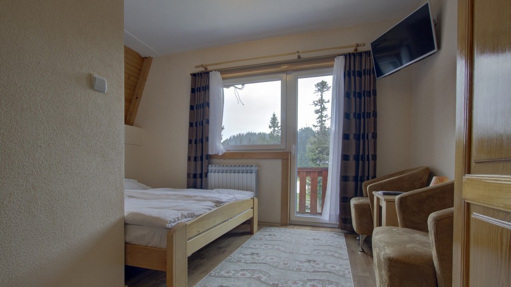 https://reklamirajte.se/wp-content/uploads/2018/11/Guesthouse-Yeti-dvokrevetna.jpg