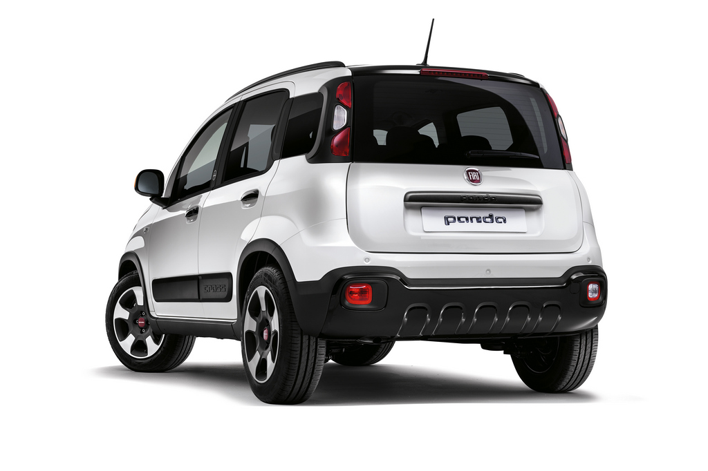 190225_Fiat_Panda-connected-by-Wind_03