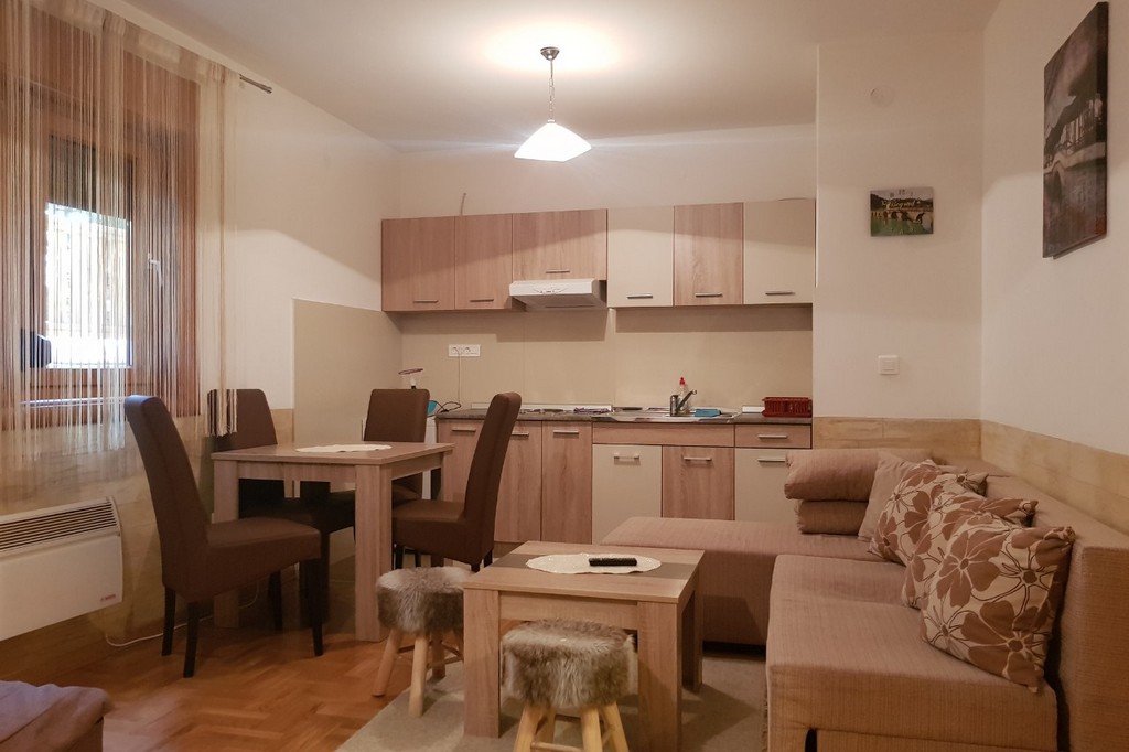 Apartmani Zlatibor-Apartmani Laki Lux 1-2