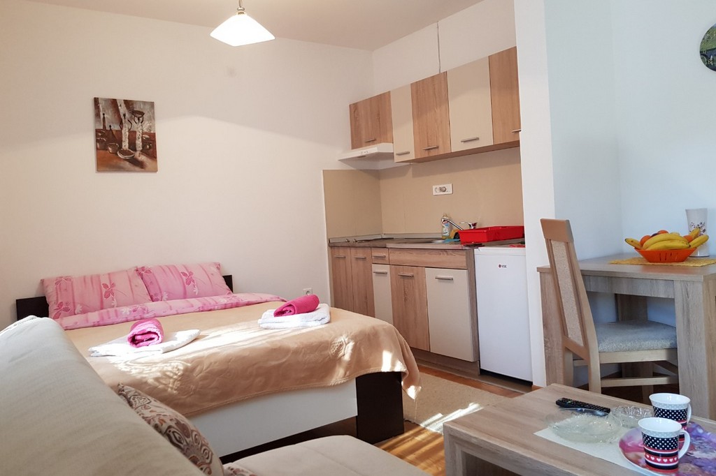Apartmani Zlatibor-Apartmani Laki Lux 5-1