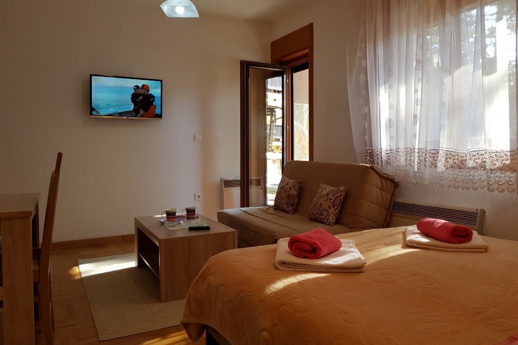 Apartmani Zlatibor-Apartmani Laki Lux 5-5
