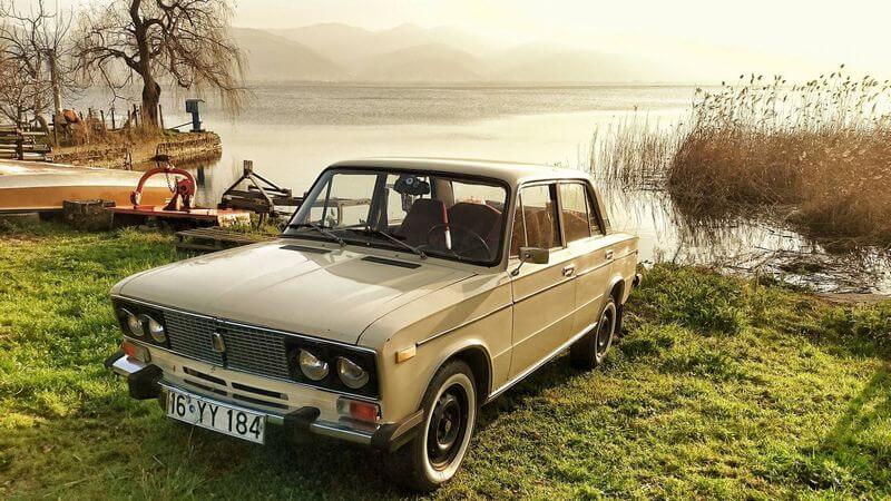 Lada 2 - 9