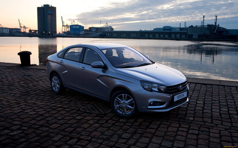 Lada, aktuelni modeli - Vesta i Largus 2