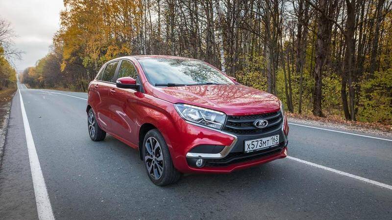 Lada, aktuelni modeli – Granta i Xray 7