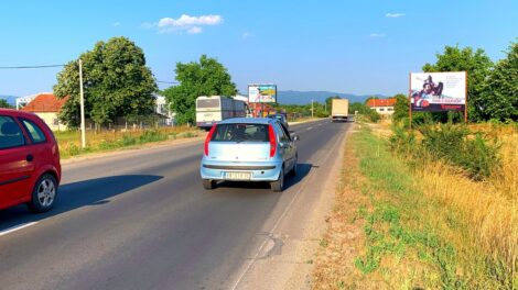 Bilbord BB-422-A, površina 4x3 metara, lokacija Ratina, izlaz iz Kraljeva ka Vrnjačkoj banji, Trsteniku i Kruševcu