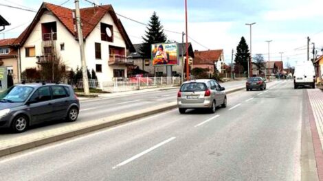 Bilbord BB-424-B, površina 4x3 metara, lokacija bulevar Tanaska Rajića, od centra grada ka kruznon toku na tranzit