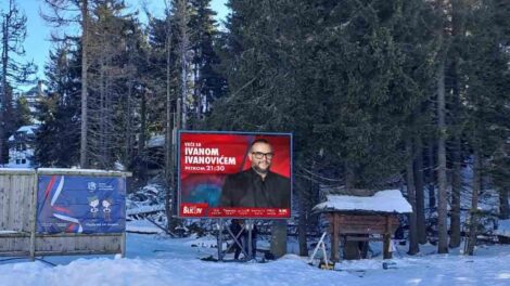 Led Ekran 121, površina 4x3 metara, lokacija Kopaonik, kod hotela Grey