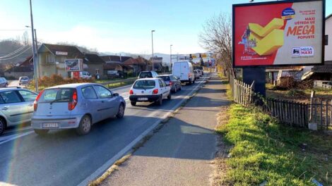 Bilbord BB 430 A, površina 4x3 metara, bulevar Oslobodilaca Čačka, tranzit, pre raskrsnice sa ulicom Kneza Miloša, pravac ka Užicu i Zlatiboru