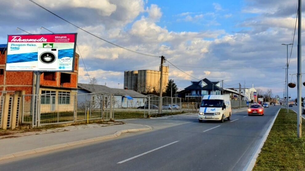 Bilbord BB 432 B, površina 5x2 metara, lokacija ulica Jasički put, tranzit, lice ka centru grada