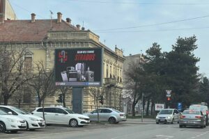 Led Ekran 123, površina 4x3 metara, lokacija Kikinda - na raskrsnici ulice Svetosavske i Đoke Radaka