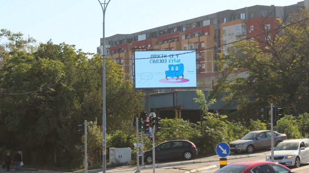Led Ekran 133, površina 5x3 metara, lokacija - Karaburma, ugao Višnjičke i Vojvode Mićka