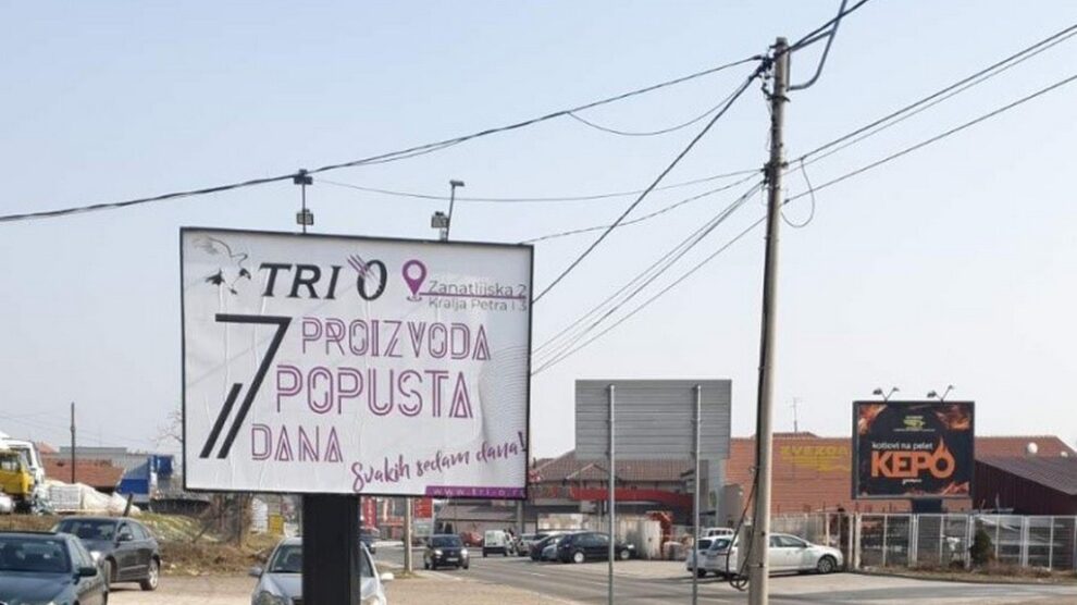 Bilbord BB 443 B, površine 4x3 metara, osvetljen - ulica Zanatlijska, 100 metara od Nis pumpe, pravac ka Beogradu