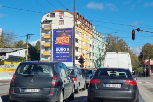 Fasada 13, Niš, površina 6,8 x 10,8 metara, 73,44m2 - na raskrsnici bulevara Nemanjića i bulevara Zorana Đinđića