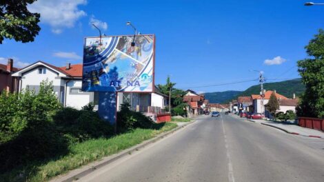 Bilbord BB-461, površine 4x3 metara, osvetljen - kod Knez petrol pumpe u pravcau Leskovca