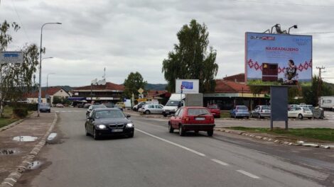 Bilbord BB-470, Vlasotince